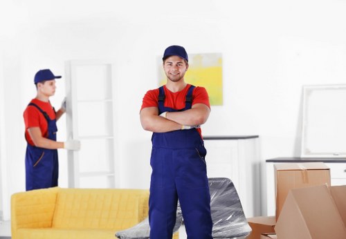 Practical storage arrangements for Knightsbridge residents and businesses