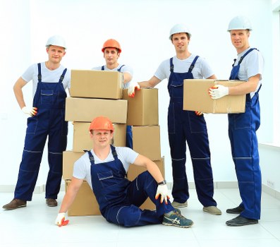Flexible storage for residential and commercial customers near Knightsbridge